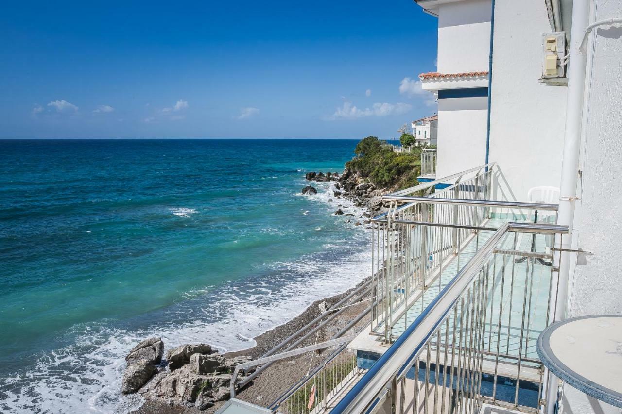 Hotel La Perla Villammare Exteriér fotografie